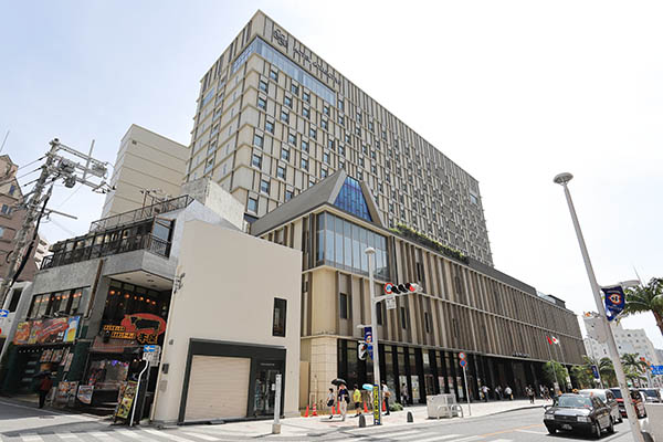 ホテル コレクティブ(HOTEL COLLECTIVE)