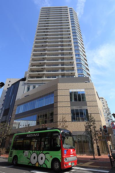 グレーシアタワー三鷹(トリコナ)