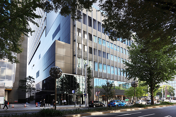 中日ビル(ザ ロイヤルパークホテル アイコニック 名古屋)