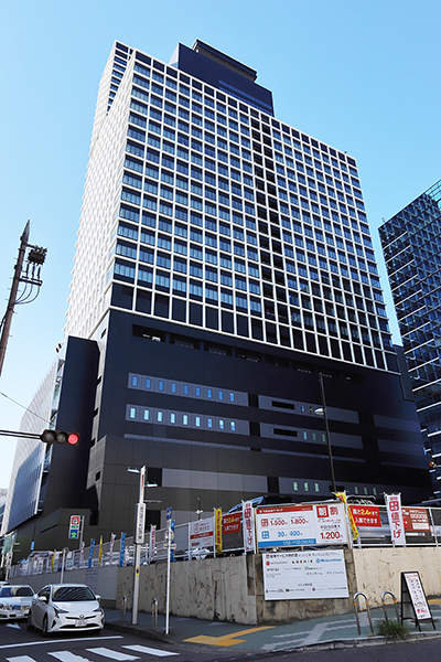 中日ビル(ザ ロイヤルパークホテル アイコニック 名古屋)