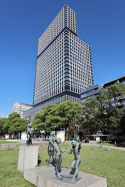 中日ビル(ザ ロイヤルパークホテル アイコニック 名古屋)