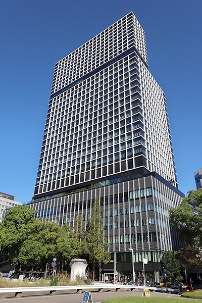 中日ビル(ザ ロイヤルパークホテル アイコニック 名古屋)