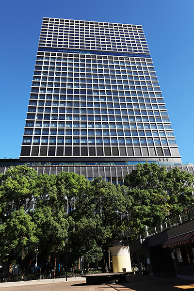 中日ビル(ザ ロイヤルパークホテル アイコニック 名古屋)